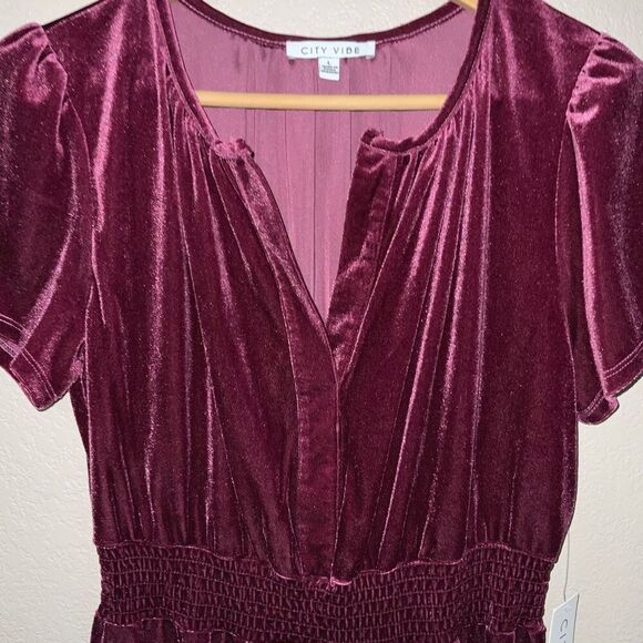 NWT City Vibe Velvet Smocked Waist Skater Dress size L - Picture 5 of 8